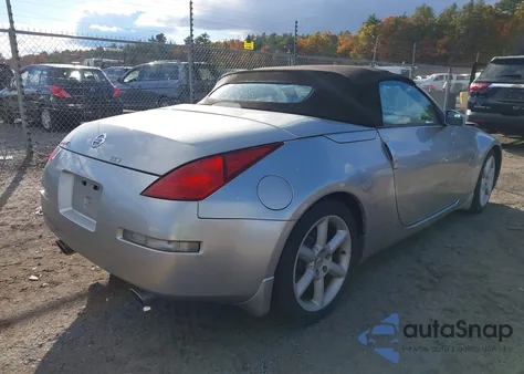 2004 Nissan 350Z Touring from USA, damaged, VIN JN1AZ36A74T014934